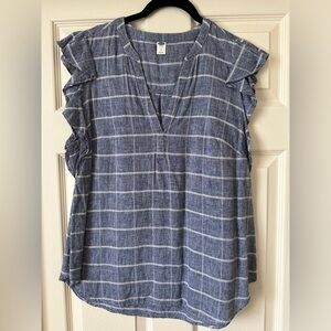 Old Navy blouse with ruffle sleeves. Size large
